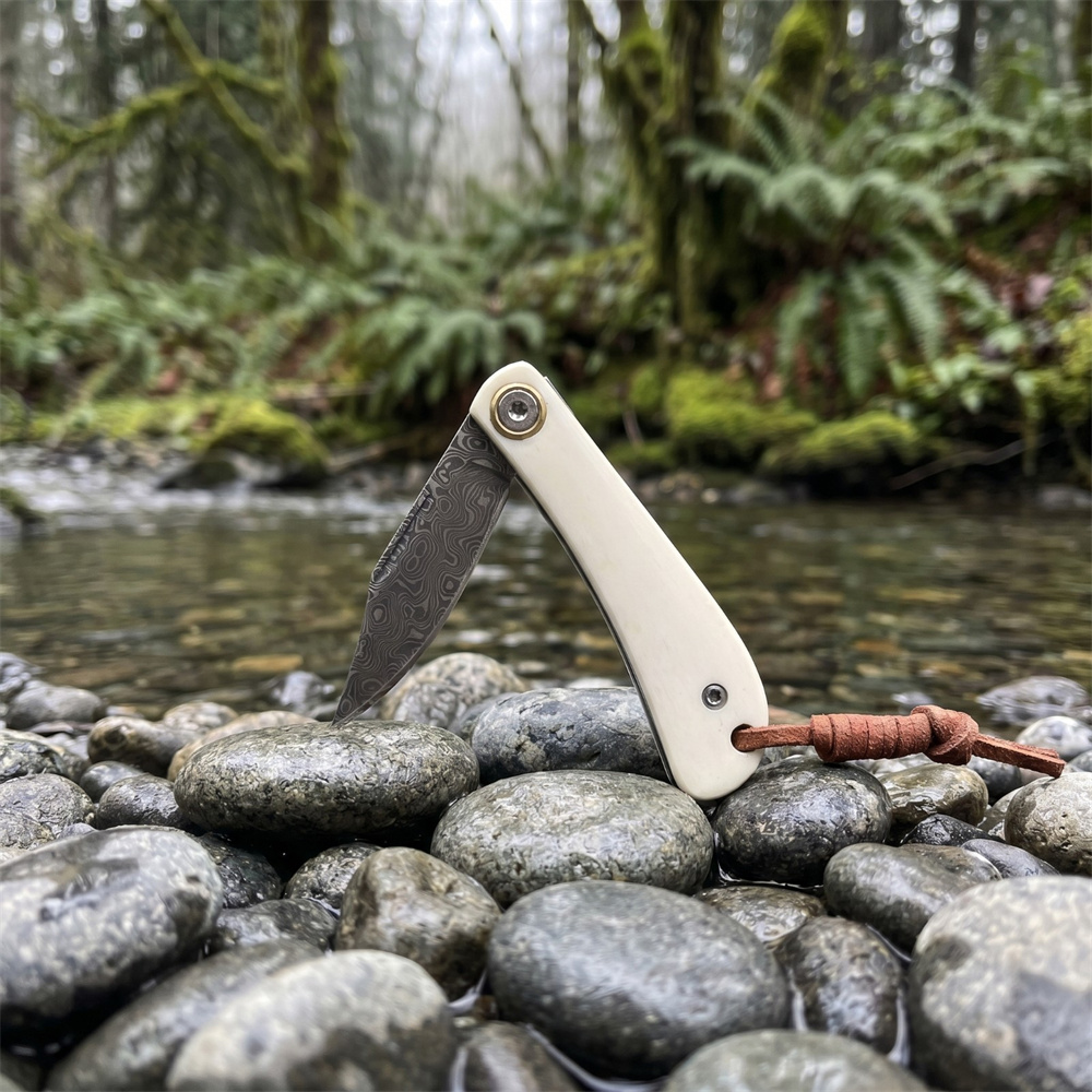ヴィンテージダマスカス折りたたみ式EDCポケットナイフ、アイ - Vintage Collectible Pocket Knives のレビューと価格