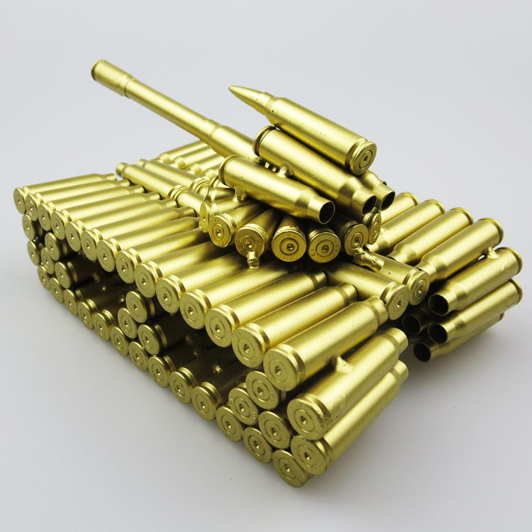 レトロな空弾薬ケースを模した金属製戦車モデル 18x10x1 - Vintage Collectible Furniture のレビューと価格