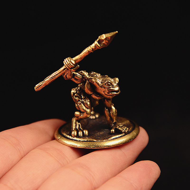 ヴィンテージ真鍮製カエル戦士フィギュア、槍を持ったカエル兵士 - Vintage Collectible Furniture のレビューと価格